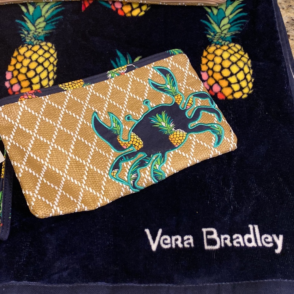 Vera Bradley 3pc Beach Tote Set - Picture 2 of 15